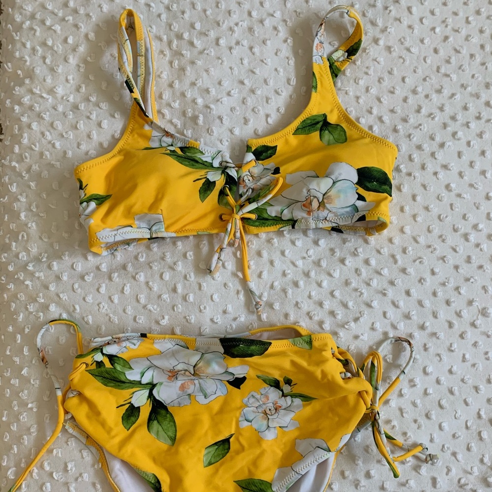 Cupshe Swimsuit